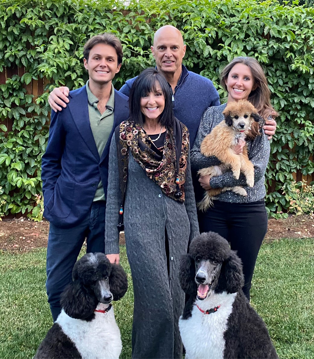 Chase, Janice, Timur and Natalie Tecimer, and poodles Rupert, Daisy and Charlotte